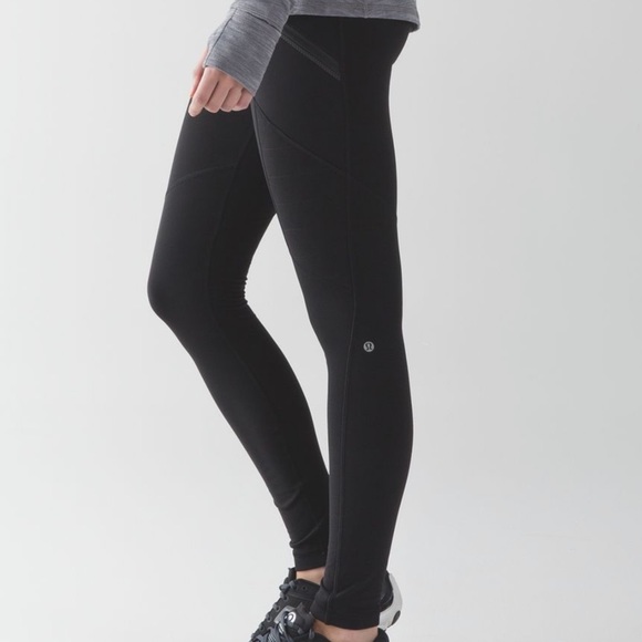 NWT Lululemon Toasty Tech Tight II
Black VH2F 2 - Picture 1 of 8